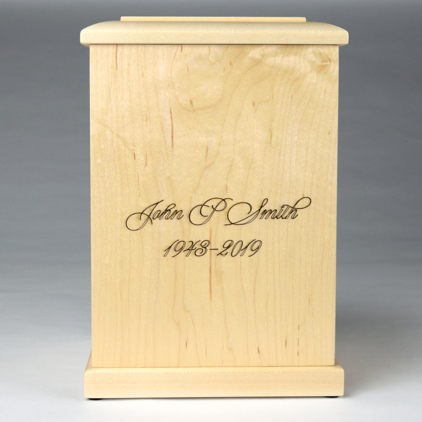 Upright Maple Urn